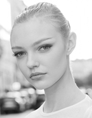 VALERYIA HARDT portrait model pascal beliard